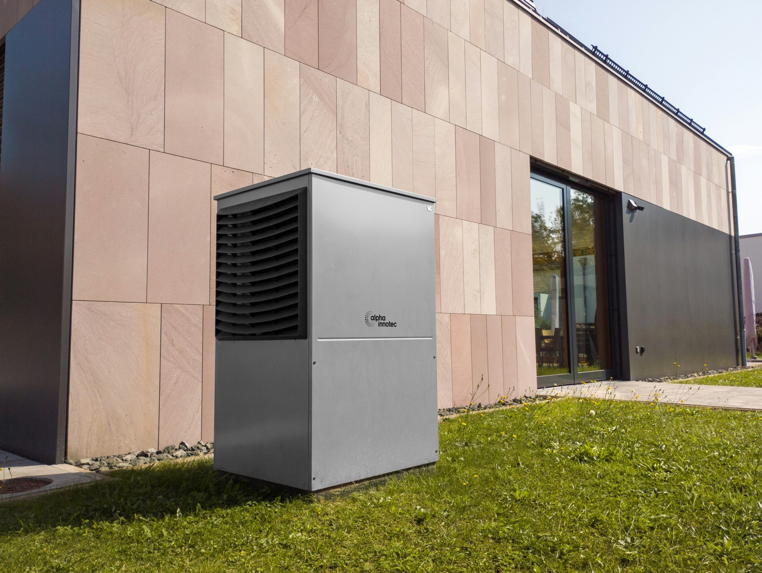 climatizador evaporativo funcionando en exterior