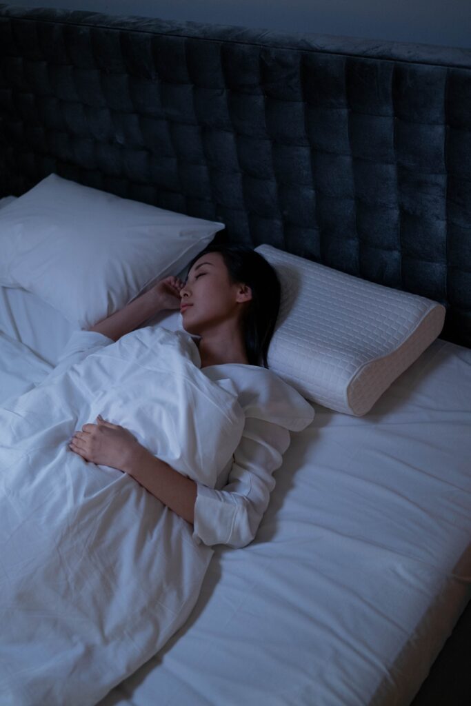 forma ondulada de almohada cervical para el cuello